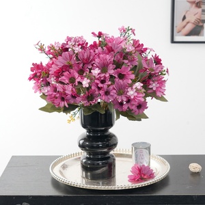 Bouquet de 9 fausses tournesoles et astères minimalistes nordiques, fleurs artificielles réalistes pour la décoration de tables de café et les vitrines de magasins - Product Image 3