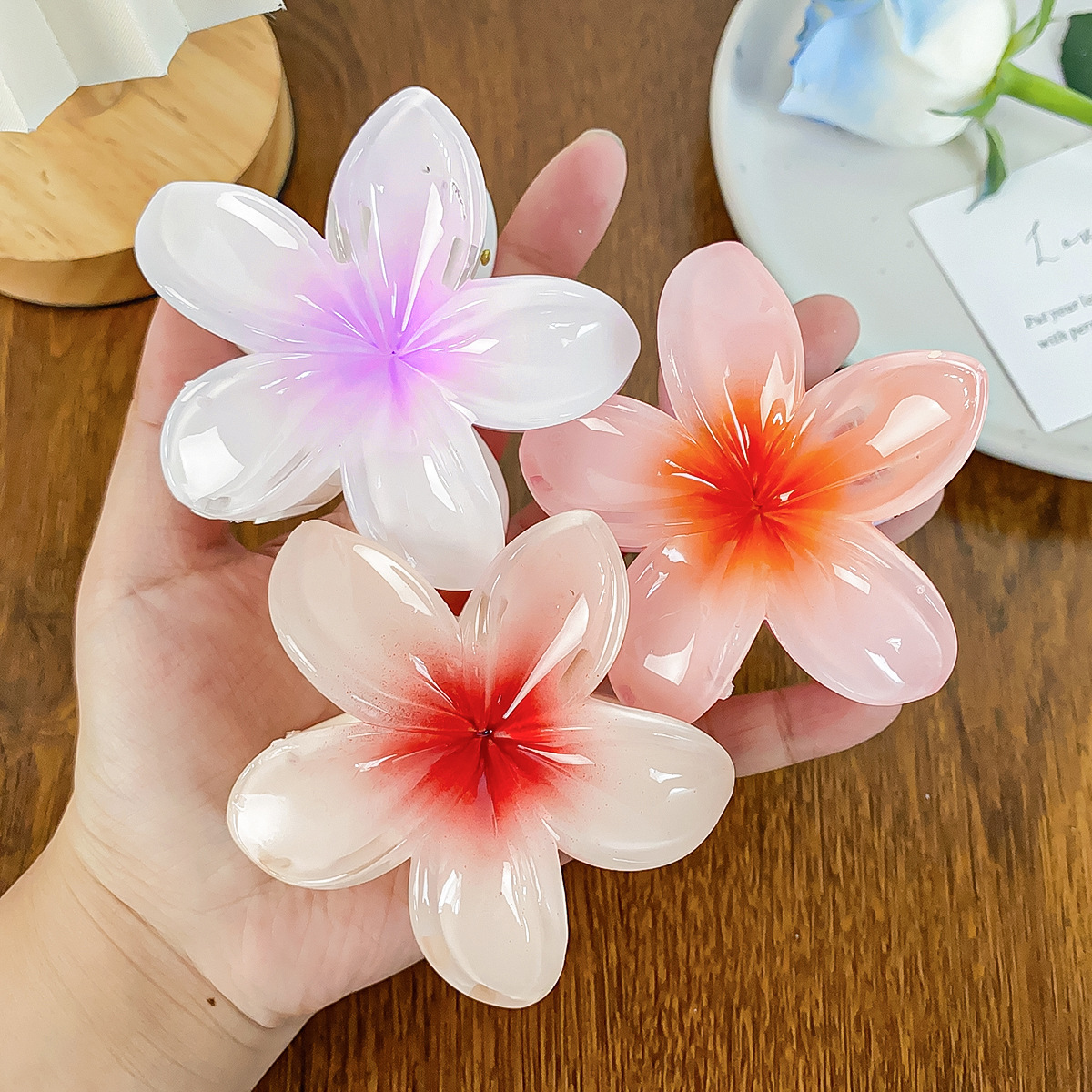 hawaiian flower claw clips