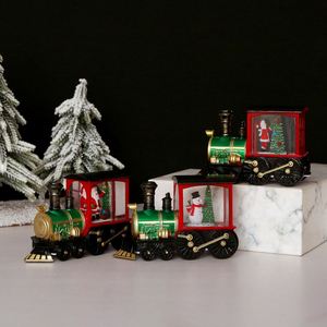Lumières d'eau créatives en forme de train de Noël, décorations de Noël, cadeaux, lumières LED en plastique, boules de neige lumineuses de Noël - Product Image 3