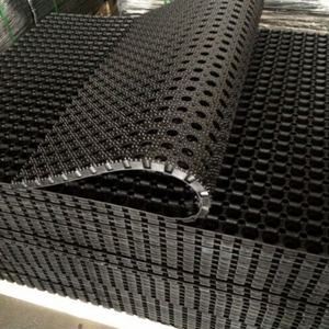 Tapis en caoutchouc antidérapants pour l'extérieur, avec drainage et trou d'entrée - Product Image 5