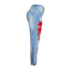 Jeans déchirés pour femmes à la mode Jeans extensibles à la mode Jeans brodés 3D à <span class=keywords><strong>fleurs</strong></span> colorées pour femmes - Product Image 2