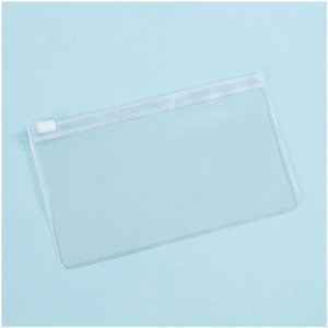 Pochette zippée en PVC EVA transparent givré pour cosmétiques, accessoires de voyage et emballages cadeaux promotionnels - Product Image 3