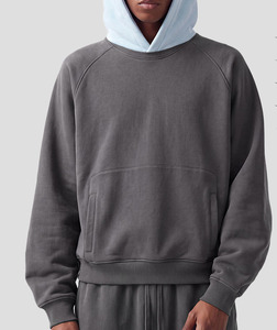 Felpa Girocollo Bicolore Stratificata con Cappuccio a Contrasto Albicocca, in Cotone Pesante, con Maniche Raglan e Tasca a Canguro, Stile Streetwear - Product Image 3