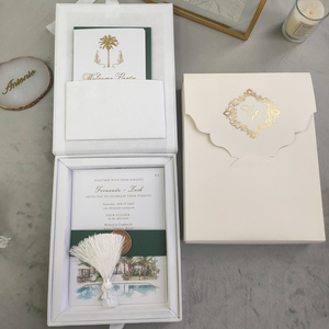 Boîte d'<span class=keywords><strong>invitation</strong></span> de mariage personnalisée de luxe en velours blanc avec cartes à détails dorés – Faire-part de mariage de luxe pour célébration - Product Image 2