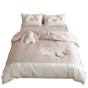 Parure de lit mignonne en coton 100 fils, quatre pièces, douce et respirante, motif dessin animé pour chambre d'enfants filles - Product Image 4