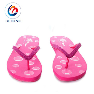 Prix de gros abordable Guangzhou Beach Custom Slipper Eva Rubber Designer Women Wedge Flip Flops - Product Image 5