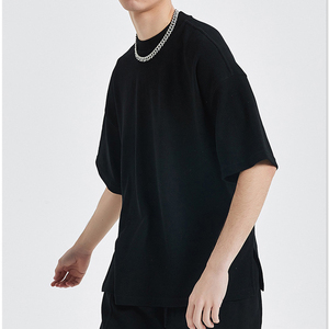 เสื้อยืดคอกลมแขนสั้นทรงหลวมพิมพ์ลายดิจิทัลสไตล์ลำลองสำหรับผู้ชาย - Product Image 1