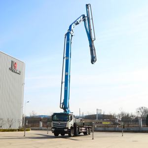 Pompe à béton à moteur diesel JIUHE de Chine, 42m, 47m, 56m, 58m, pompe à béton à flèche, camion de pompage de béton - Product Image 1