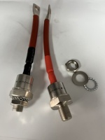 SKN240/16 Diode de goujon haute tension équivalente 240A 1600V pour applications d'alimentation industrielle Alternative d'alimentation d'usine à SKN240