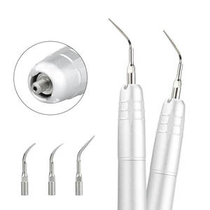 Hot Sale <span class=keywords><strong>Dental</strong></span> <span class=keywords><strong>Air</strong></span> <span class=keywords><strong>Scaler</strong></span> Handstuk 2 Holes 4 Holes <span class=keywords><strong>Dental</strong></span> Ultra <span class=keywords><strong>Air</strong></span> <span class=keywords><strong>Scaler</strong></span> Sonische Tandenborstels Witter Tanden - Product Image 2