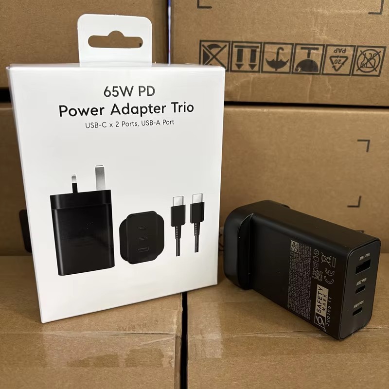 Enchufe británico SET negro de 65 W