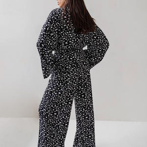 ชุดนอนคริสต์มาสแบบกำหนดเองได้ชุดนอนผ้าสักหลาดการ์ตูนสำหรับคู่รักคู่รักคู่รักคู่รักใส่อยู่บ้านเข้าคู่กับครอบครัว - Product Image 4