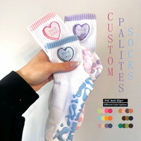 Chaussettes de sport antidérapantes brodées personnalisées pour femmes, respirantes et confortables pour le yoga et les activités de plein air