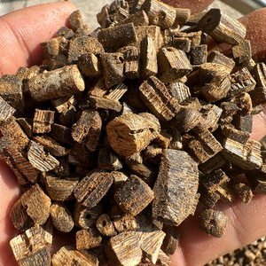 Frammenti di Legno di Agar Lvqinan, Materiale Grezzo Naturale Fatto a Mano, Incenso per Aromaterapia, Diffusore per Auto, Perle Originali di <span class=keywords><strong>Miyagi</strong></span> - Product Image 2