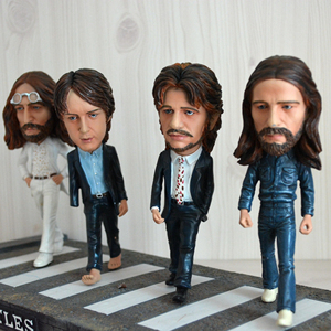 100% fait à la main conception personnalisée Bobble tête <span class=keywords><strong>Figurine</strong></span> célèbre chanteur résine Statue polyrésine matériel - Product Image 1