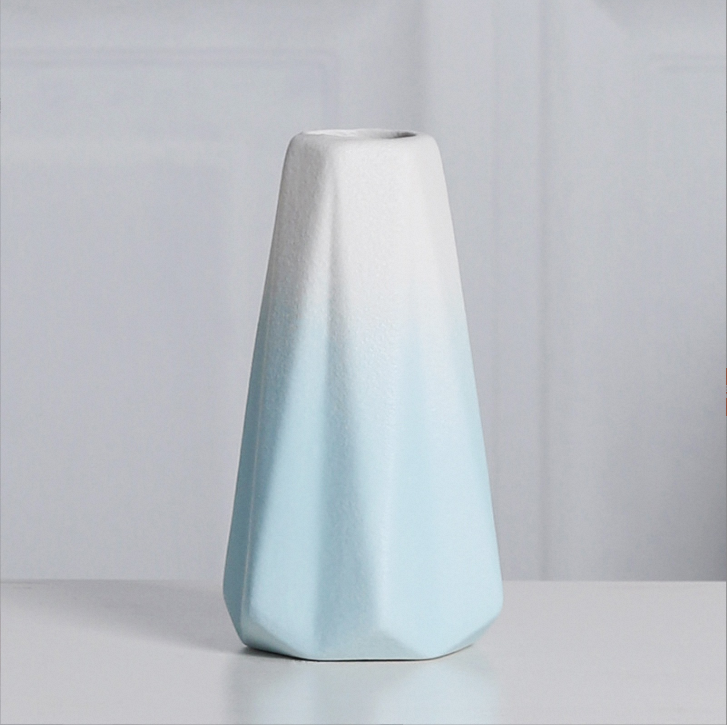 Caliber 3cm * Height 15cm * Diameter 8.7cm