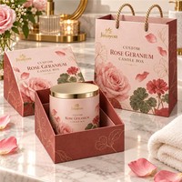 Ensemble d'emballage personnalisé avec boîte rigide pour bougie à la rose et au géranium et sac cadeau en papier assorti