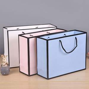 Sac en papier enduit KM Luxury Wholesale Fashion Custom Boutique Clothes Shopping Gift Packaging - Product Image 3