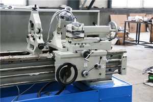 เครื่องกลึงโลหะแบบแนวนอน Universal Horizontal CA 6140 CA 6150 พร้อมมอเตอร์จากจีนสำหรับขาย - Product Image 4