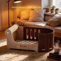 Poteau à gratter durable en panneau de feutre anti-peluches avec balançoire et jouet pour chat - Style mignon en carton