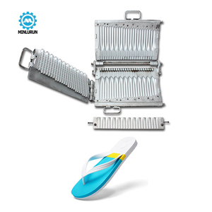 Moules pour sandales et <span class=keywords><strong>tongs</strong></span> en caoutchouc pour femmes et hommes, avec sangle supérieure et logo personnalisé - Product Image 3