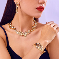 Collier ras-du-cou tendance 2026, chaîne à maillons géométriques, en alliage de zinc, pour femme, style européen et américain, produit transfrontalier de niche