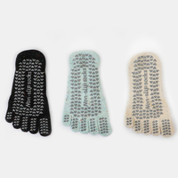 Fabricants de chaussettes de yoga Vente en gros Chaussettes Pilates de fitness à 5 orteils Chaussettes antidérapantes de yoga