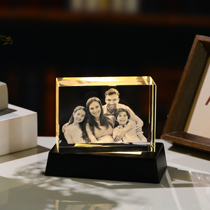 <strong>Crystal</strong> Manufacturer Wholesale K9 <strong>Blank</strong> <strong>Crystal</strong> <strong>Blocks</strong> for XTool UV Machine <strong>Laser</strong> <strong>Engrave</strong> <strong>3D</strong> Family Photo Frame With LED Base - Product Image 3