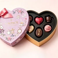Boîte cadeau rigide personnalisée en forme de cœur pour aliments pour bébés et chocolats, avec insert en plastique noir, ruban en satin, boîte à bonbons pour la Saint-Valentin