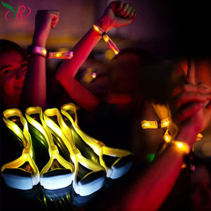 Bracciale Led con telecomando Led band con diversi <span class=keywords><strong>gruppi</strong></span> telecomando/Radio/Wireless Control braccialetto Led controllato Rfid - Product Image 2