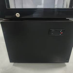 Refrigerador Comercial Vertical Delgado de Una Puerta y Una Sola Temperatura para Exhibición de Bebidas y Vegetales - Product Image 6