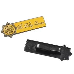 Étiquettes métalliques en émail souple personnalisées avec logo de marque pour sacs à main, design économique - Product Image 2