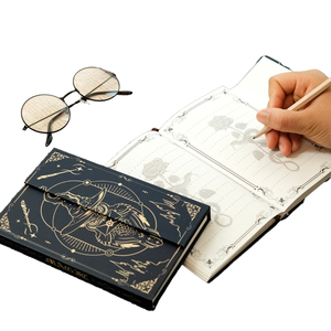 Carnet de notes à couverture rigide sur le thème de la hibou sorcière avec fermeture magnétique, reliure cousue, journal d'écriture, organisateur portable, cadeau haut de gamme - Product Image 1
