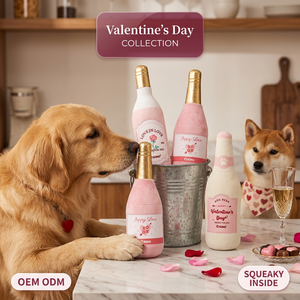 Jouets <span class=keywords><strong>en</strong></span> peluche pour chien <span class=keywords><strong>en</strong></span> forme de bouteille de vin pour la Saint-Valentin, jouets à mâcher couineurs pour chiot <span class=keywords><strong>en</strong></span> forme de <span class=keywords><strong>champagne</strong></span> et bière, jouets <span class=keywords><strong>en</strong></span> peluche durables pour animaux de compagnie, cadeau interactif - Product Image 1