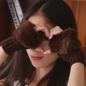 Gants mi-doigts style coréen pour femme, en fausse fourrure de lapin, tricotés, sans doigts, mitaines d'hiver pour écrire, taper, bureau, étude, chauffe-poignets - Product Image 4
