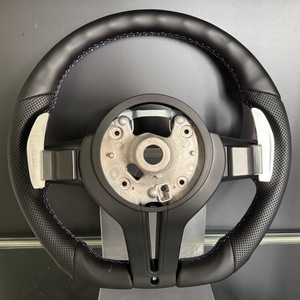 Volante Nero Aggiornato per BMW Serie <span class=keywords><strong>M</strong></span>/E/F M3 M5 E87 E90 F22 F30 F32 F87 F90 E82 X3 - Product Image 6