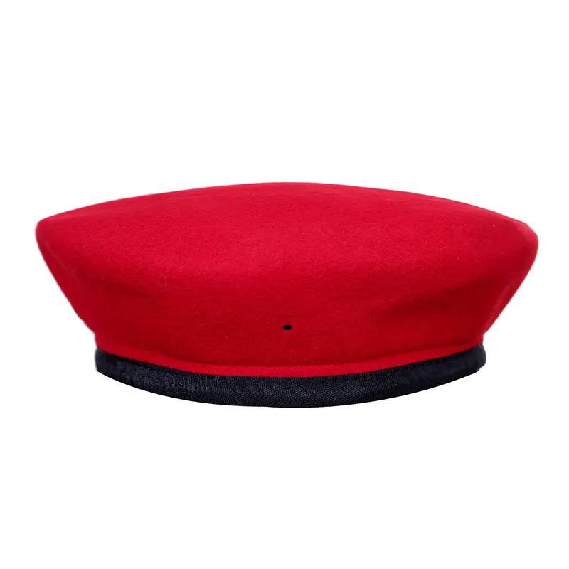 หมวกเบเร่ต์ประดับลูกปัดหมวกเบเร่ต์สำหรับผู้หญิงหมวกผ้านิตติ้งสไตล์ไนจีเรียสำหรับใส่ในพิธีปักสีแดง