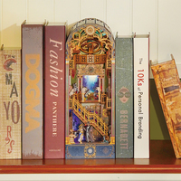 Tonecheer Trade Only Spacetime Museum DIY Miniature Dollhouse en bois pour adultes, idéale pour les détaillants de briques et de matériaux de construction