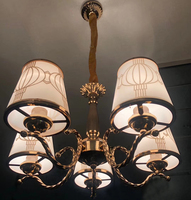 Lustre moderne en verre et fer à économie d'énergie, source de lumière LED, finition dorée, hauteur réglable, lampe suspendue (FX6004-5)
