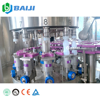Ligne de production entièrement automatique de machine de cachetage de feuille d'aluminium de remplissage de boisson de lait de litchi de jus de bouteille de HDPE