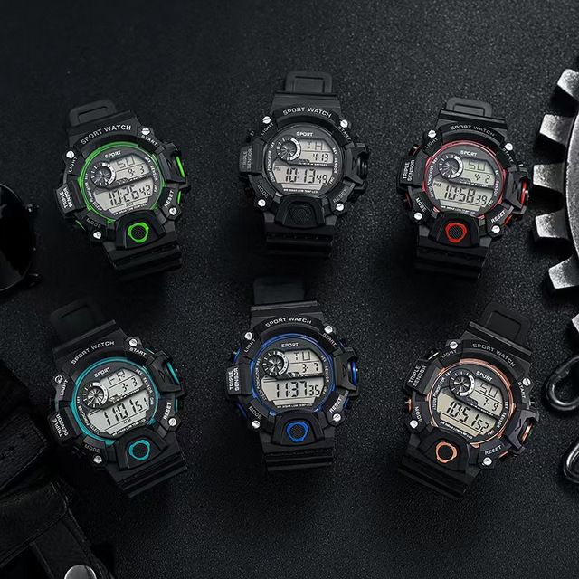 2025 Unisex Luxury Plastic Digital Watch Women Men Kids Children Sports Outdoor LED Display Watch