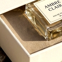 Boîte à parfum rigide de luxe blanche personnalisée avec insert ajusté pour présentation