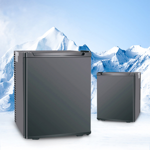 Mini <span class=keywords><strong>frigorifero</strong></span> e congelatori portatili da <span class=keywords><strong>tavolo</strong></span> <span class=keywords><strong>a</strong></span> porta singola all'ingrosso - Product Image 2