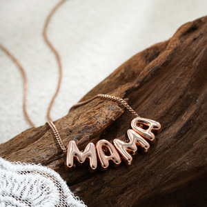 Giorno <span class=keywords><strong>della</strong></span> <span class=keywords><strong>mamma</strong></span> <span class=keywords><strong>collana</strong></span> in acciaio inox 18K placcato oro bolle lettere <span class=keywords><strong>regalo</strong></span> per <span class=keywords><strong>mamma</strong></span> - Product Image 3