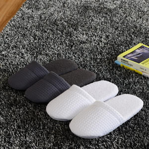 Pantofole dell'hotel a punta aperta eliminabili del cotone bianco della cialda del bagno dell'hotel delle donne all'ingrosso della cina - Product Image 6