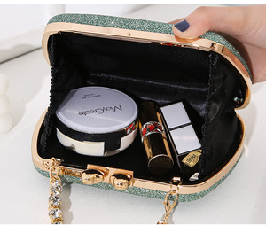 BESTELLA <span class=keywords><strong>donna</strong></span> <span class=keywords><strong>pochette</strong></span> in resina di caramelle con cuore tempestato di diamanti borse da sera con decorazione catene - Product Image 4