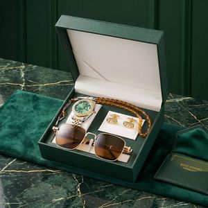 Coffret <span class=keywords><strong>Cadeau</strong></span> Luxe OEM 5 Pièces pour Homme : Montre, Lunettes <span class=keywords><strong>de</strong></span> Soleil, Chapelet et Boutons <span class=keywords><strong>de</strong></span> Manchette – Vente Chaude pour Entreprises, Longueurs <span class=keywords><strong>de</strong></span> Service et Régimes <span class=keywords><strong>de</strong></span> Retraite - Product Image 3