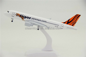 1/<span class=keywords><strong>300</strong></span> modèles d'avions Singapore Airline Travel Gift Tigerair Airways A320 Modèle d'avion moulé sous pression <span class=keywords><strong>Airbus</strong></span> pour Aviation Souvenir - Product Image 5