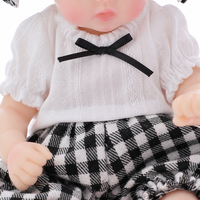 8 Zoll Vollsilikon Reborn Babypuppe mit offenen Augen, Gingham-Mütze und Bloomers – Neugeborenenpuppe für Rollenspiele