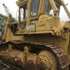 รถแทรกเตอร์ตีนตะขาบที่ทำในญี่ปุ่น Komatsu D355A คุณภาพสูงใช้รถปราบดินตีนตะขาบ